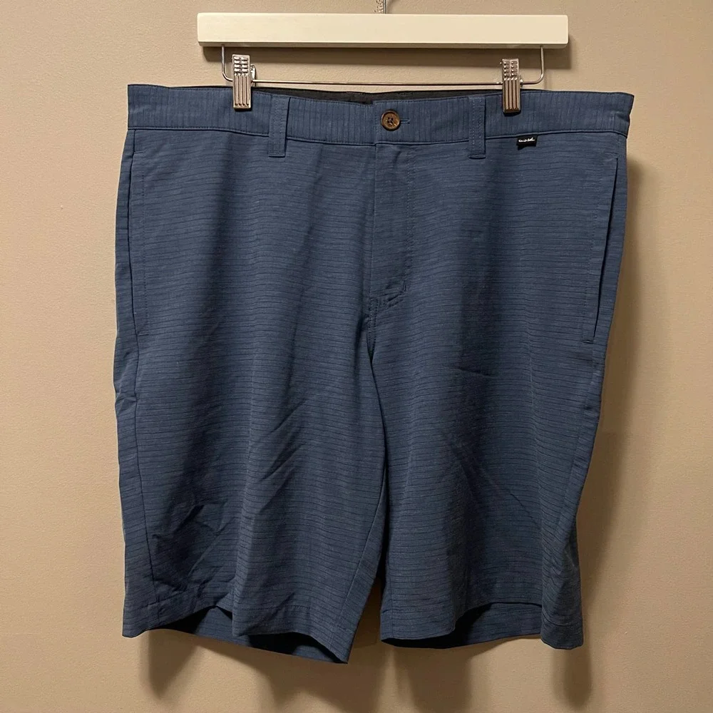 Travis Mathew Shorts size 36